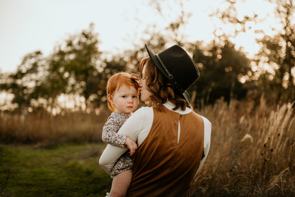 Spencerville Saint Marys Celina Family Photographer Deep Cut Historical Park www.haleygivensphotography.com