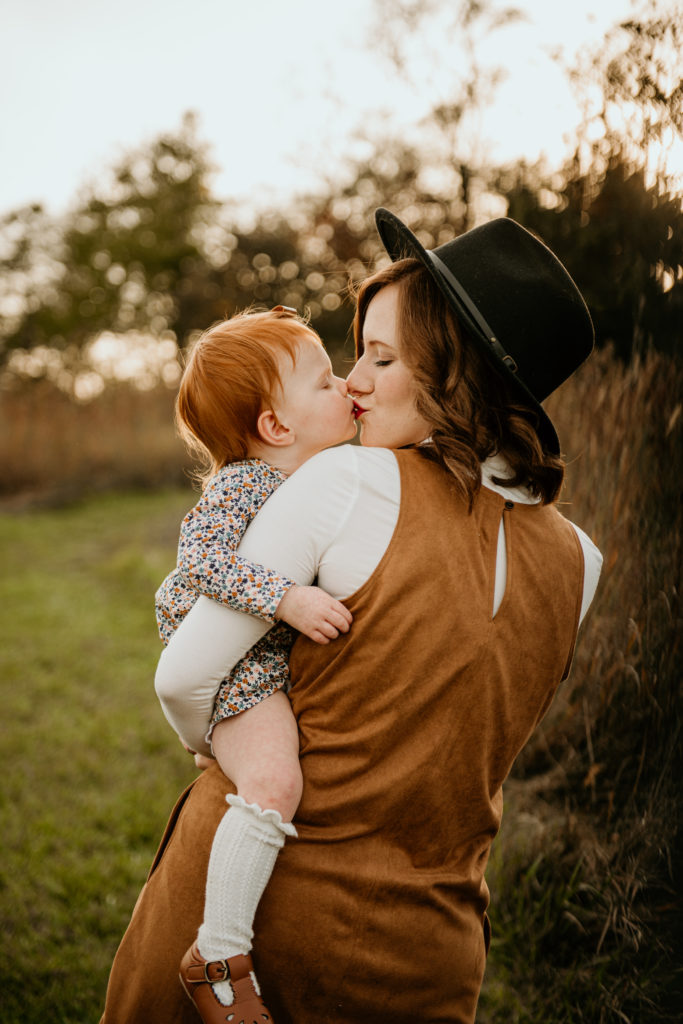 Spencerville Saint Marys Celina Family Photographer Deep Cut Historical Park www.haleygivensphotography.com